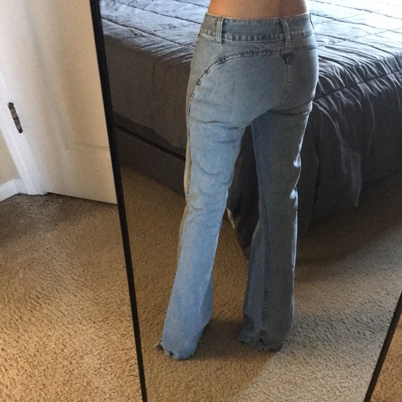 Free Gift With Purchase-Flare Jeans - Picture 6 of 8